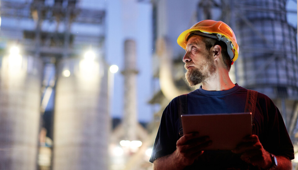 Å være nabo til en stormakt som bruker både energi og militærmakt strategisk, krever at vi er årvåkne og handlekraftige, sier politioverbetjent Dag Røhjell i Politiets sikkerhetstjeneste (PST). – Vi må være på vakt. Hold øynene åpne og melde fra hvis vi oppdager mistenkelig. Vi kan ikke bare være opptatt av sikker drift, men også hva skjer om noen gjennomfører en villet uønsket handling, enten fysisk eller i det digitale domenet. Det er ikke alle som vil oss vel, sier Røhjell.