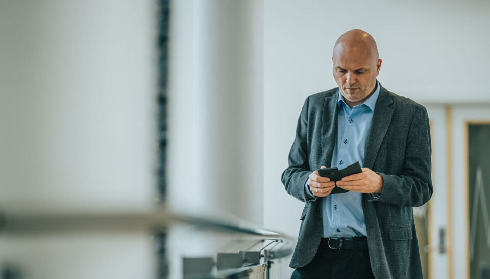 Dersom ikke telefonen virker anbefaler Svein Sundfør at du har andre måter å lytte til informasjon fra myndighetene og oppnå kontakt med dine beredskapsvenner.