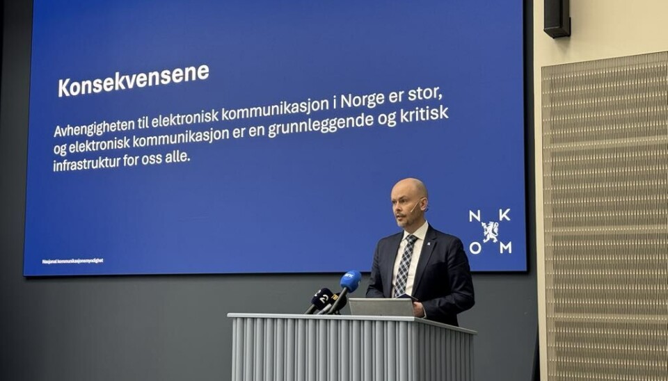 Direktør i Nasjonal kommunikasjonsmyndighet, John-Eivind Velure på pressekonferansen 27. februar.