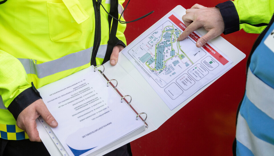 En stor fordel med systematisk helse-, miljø og sikkerhetsarbeid (HMS) og velfungerende internkontroll er at vi hele tiden vil kunne være i forkant og i beredskap til enhver tid. Bildet er fra en øvelse på Nordic Paper.